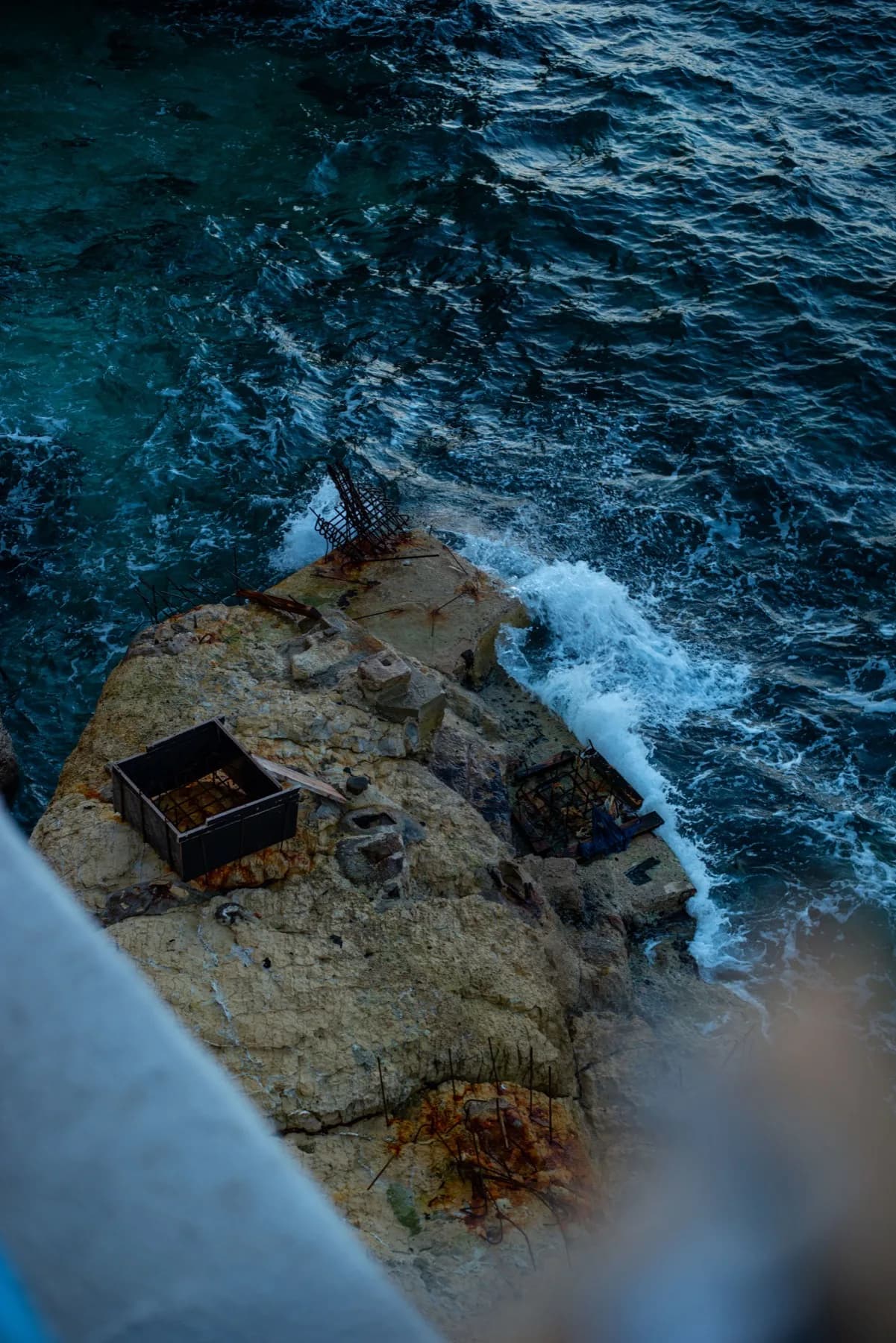 Dining by the water